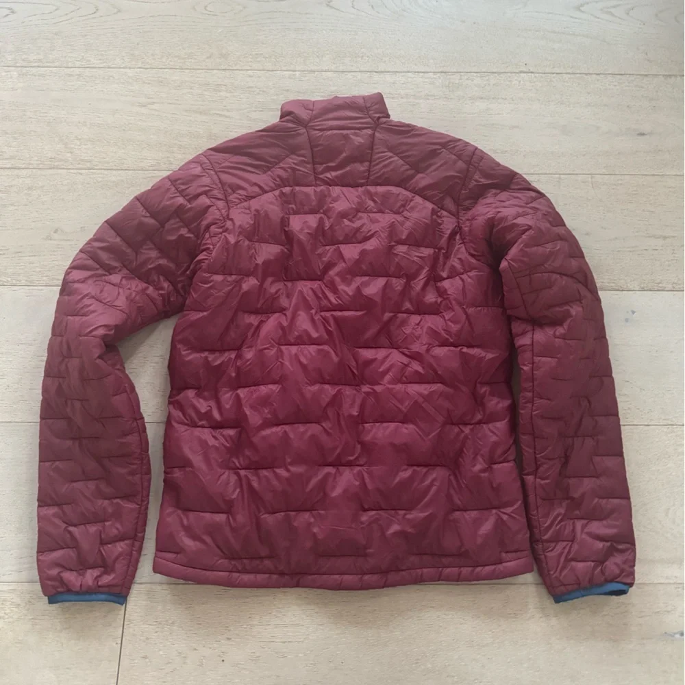 Patagonia Men's Micro Puff Hoody in Sequoia Red  Size XS